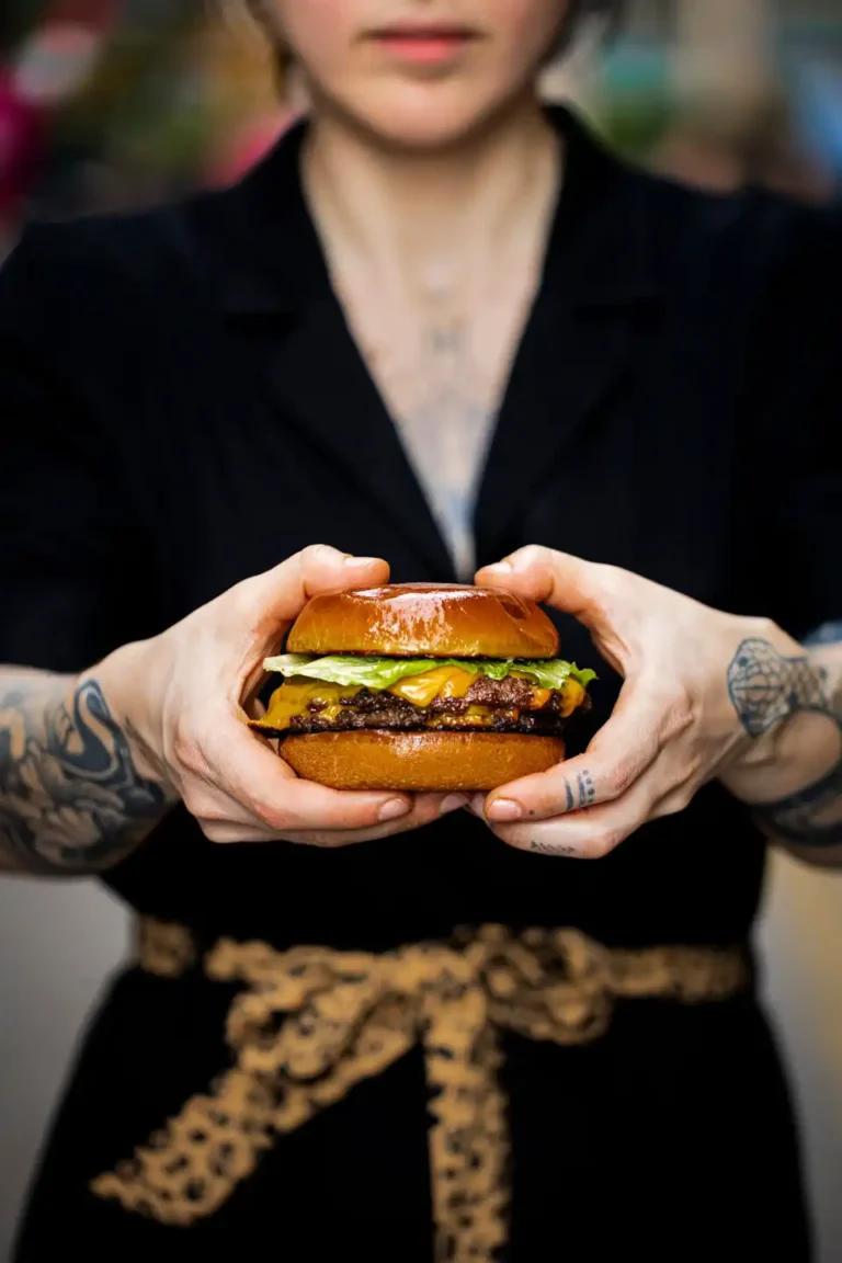Burgers & Friends - MadHouse Budapest